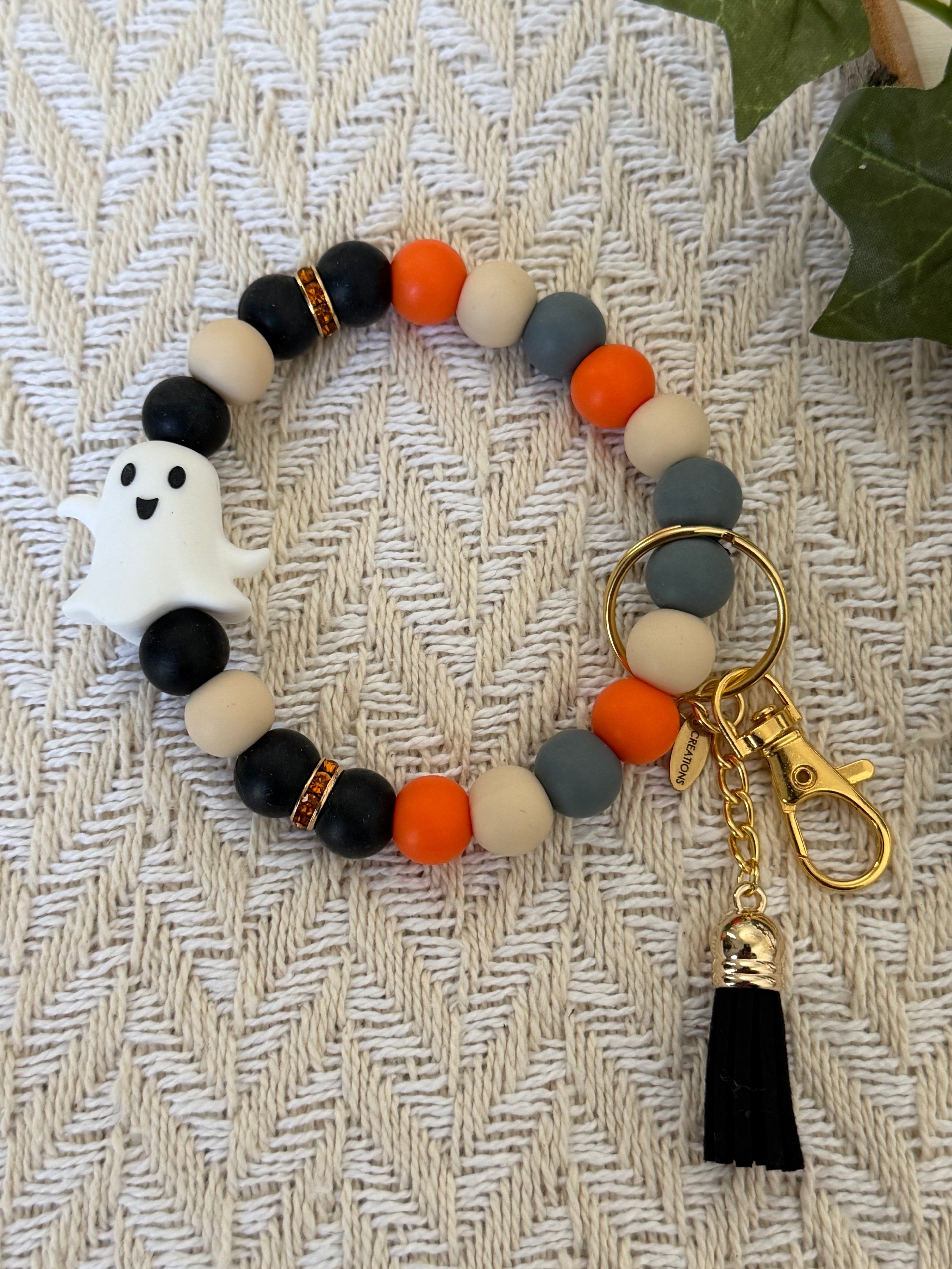 Hello, Boo! Wristlet Keychain